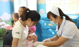 Bổ sung hơn 424 tỷ đồng để thực hiện tiêm chủng mở rộng 