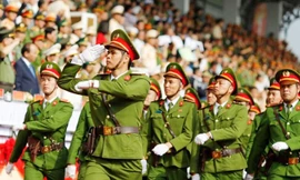 Chính phủ giải trình về việc bố trí bậc hàm cấp Tướng công an 