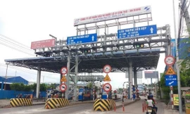 Ủy ban Thường vụ Quốc hội đề nghị rà soát lại các vấn đề về lựa chọn nhà đầu tư; các cơ chế, chính sách để phù hợp với từng loại dự án BOT, BT...