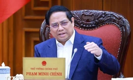 Thủ tướng và một số thành viên Chính phủ nhận thêm nhiệm vụ mới