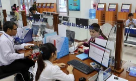 Số biên chế do cơ quan có thẩm quyền giao cho từng Bộ, cơ quan trung ương được chia thành các bậc khác nhau. Ảnh minh họa