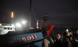 Thủ tướng yêu cầu điều tra vụ lật ca nô làm 14 người chết ở Quảng Nam