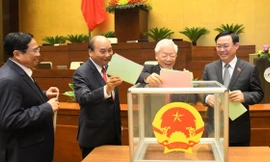  Công tác nhân sự dự kiến được tiến hành ngay sau phiên khai mạc, ngày 20/7