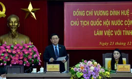 Chủ tịch Quốc hội Vương Đình Huệ thăm, làm việc tại tỉnh Vĩnh Phúc