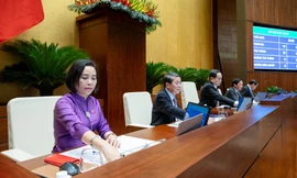 Quốc hội quyết điều chỉnh chương trình, đưa Luật Đất đai và các luật liên quan sớm có hiệu lực 