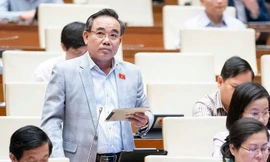 Ủy ban Thường vụ Quốc hội ban hành nghị quyết giao phụ trách đoàn đại biểu tỉnh Khánh Hòa 