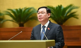 Uỷ ban Thường vụ Quốc hội chất vấn về kiểm soát quyền lực, tháo gỡ thủ tục dự án