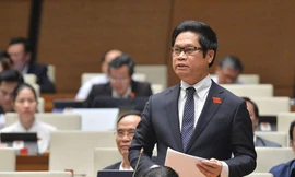 TS. Vũ Tiến Lộc, Ủy viên Ủy ban Kinh tế của Quốc hội, Chủ tịch Trung tâm Trọng tài Quốc tế Việt Nam