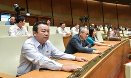 Thống nhất lùi thời điểm thông qua Luật Đất đai (sửa đổi) sang kỳ họp gần nhất