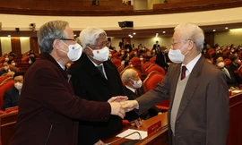 Bộ Chính trị gặp mặt các nguyên lãnh đạo cấp cao của Đảng, Nhà nước