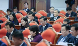 Trung ương thảo luận về lộ trình thực hiện chế độ tiền lương mới 