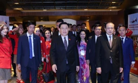 Kết nối hai nền kinh tế Việt - Trung trên tinh thần 'cùng thắng, cùng có lợi'