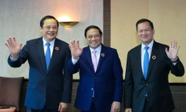 Lãnh đạo ba nước nhất trí tăng cường hợp tác an ninh, quốc phòng, bảo vệ an ninh biên giới