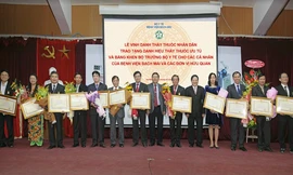 Thủ tướng ký Quyết định thành lập Hội đồng cấp Nhà nước xét tặng danh hiệu "Thầy thuốc Nhân dân", "Thầy thuốc Ưu tú" lần thứ 13