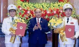 Thứ trưởng Bộ Công an Trần Quốc Tỏ, Lương Tam Quang được Thăng hàm Thượng tướng