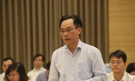 Thứ trưởng Bộ Giáo dục: 'Tuyệt đối không để xảy ra tình trạng lạm thu trong năm học mới'