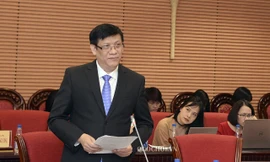 Quyền Bộ trưởng Bộ Y tế Nguyễn Thanh Long. 