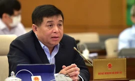 Bộ trưởng KH&ĐT Nguyễn Chí Dũng tại phiên họp Uỷ ban Thường vụ Quốc hội sáng 23/5