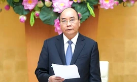 Thủ tướng Nguyễn Xuân Phúc yêu cầu UBND các tỉnh, thành phố quyết định áp dụng các biện pháp phòng, chống dịch phù hợp.