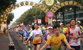 Hơn 200 người chạy bộ kết nối Đắk Lắk – Phú Yên 