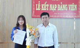 Đảng viên tuổi 18 ở đại ngàn Tây Nguyên