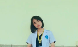 Kết thúc năm học, nữ sinh ở lại trường tham gia chống dịch