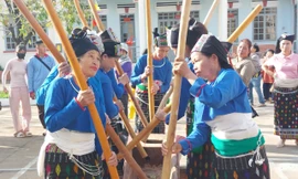 Điệu múa khua luống của bà con dân tộc Thái