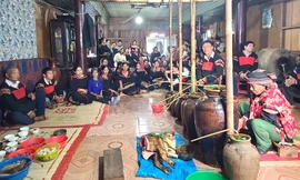 Lễ cúng sức khỏe của người Ê Đê