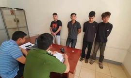 Không chịu uống bia cùng khách, nhân viên quán karaoke bị quản lý bán giá 20 triệu đồng