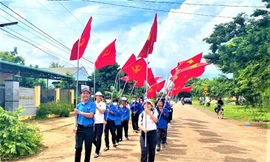 Khơi dậy niềm tự hào dân tộc trên những đường cờ thanh niên 