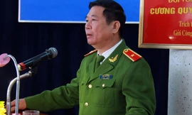 Thiếu tướng Đinh Văn Toản mong muốn những phạm nhân đang chấp hành án cải tạo tốt để tiếp tục được xem xét giảm án trong đợt tiếp theo. Ảnh; Zing