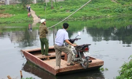 Cảnh thường thấy của người dân thôn Liễu Viên. Ảnh: Đào Ngọc Mai
