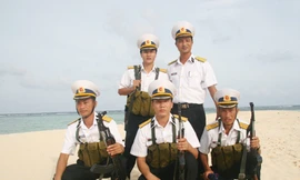 Chiến sỹ Trường Sa luôn sẵn sàng bảo vệ chủ quyền biển đảo