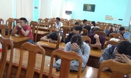 Thuê chung cư cao cấp lập ổ cờ bạc Poker