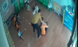Phụ huynh xông vào lớp học đánh trẻ 2 tuổi.