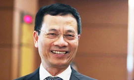 Bộ trưởng Bộ Thông tin và Truyền thông Nguyễn Mạnh Hùng