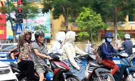 Hôm nay, nắng nóng tiếp tục gia tăng ở Bắc Bộ, Bắc và Trung Trung Bộ