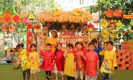 Hà Nội yêu cầu quán triệt học sinh, sinh viên ăn Tết lành mạnh.