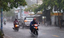 Sau 3 ngày nắng nóng, miền Bắc lại đón đợt mưa lớn từ ngày 12/8.