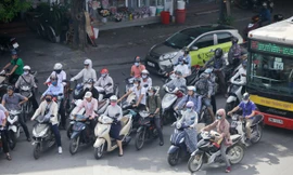 Nắng nóng đạt đỉnh điểm trong những ngày tới ở miền Bắc và miền Trung. Ảnh: Nguyễn Trọng Tài.