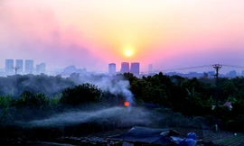 Hà Nội ngày thứ 4 liên tiếp bị ô nhiễm không khí nghiêm trọng vào buổi tối và đêm. 