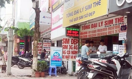 Các đại lý sim thẻ ủy quyền sẽ không còn được bán sim điện thoại. Ảnh minh họa.