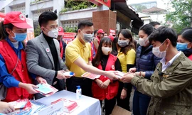 Hàng cứu trợ cho đồng bào miền Trung sẽ được Bưu điện Việt Nam vận chuyển miễn phí.