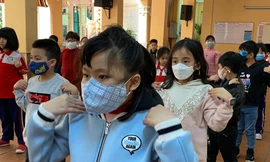 Học sinh THPT quay lại trường học từ 2/3