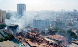 Vụ cháy ở Cty phích nước Rạng Đông, quận Thanh Xuân