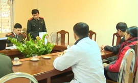 Bốn Facebooker ở Cao Bằng vừa bị xử lý hành chính do đăng tin sai sự thật về Covid-19.