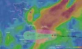 Hoàn lưu bão kết hợp với không khí lạnh gây mưa cho các tỉnh miền Trung từ chiều nay. 
