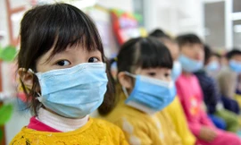 Hà Nội, TP HCM không yêu cầu học sinh đeo khẩu trang trong lớp học.