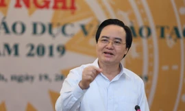 Bộ trưởng Phùng Xuân Nhạ phát biểu tại hội nghị