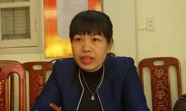 Hiệu trưởng Trường tiểu học Sài Đồng trao đổi với báo chí về sự việc